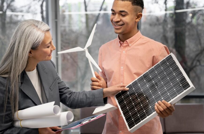 HMS Photovoltaik: Harnessing the Power of the Sun